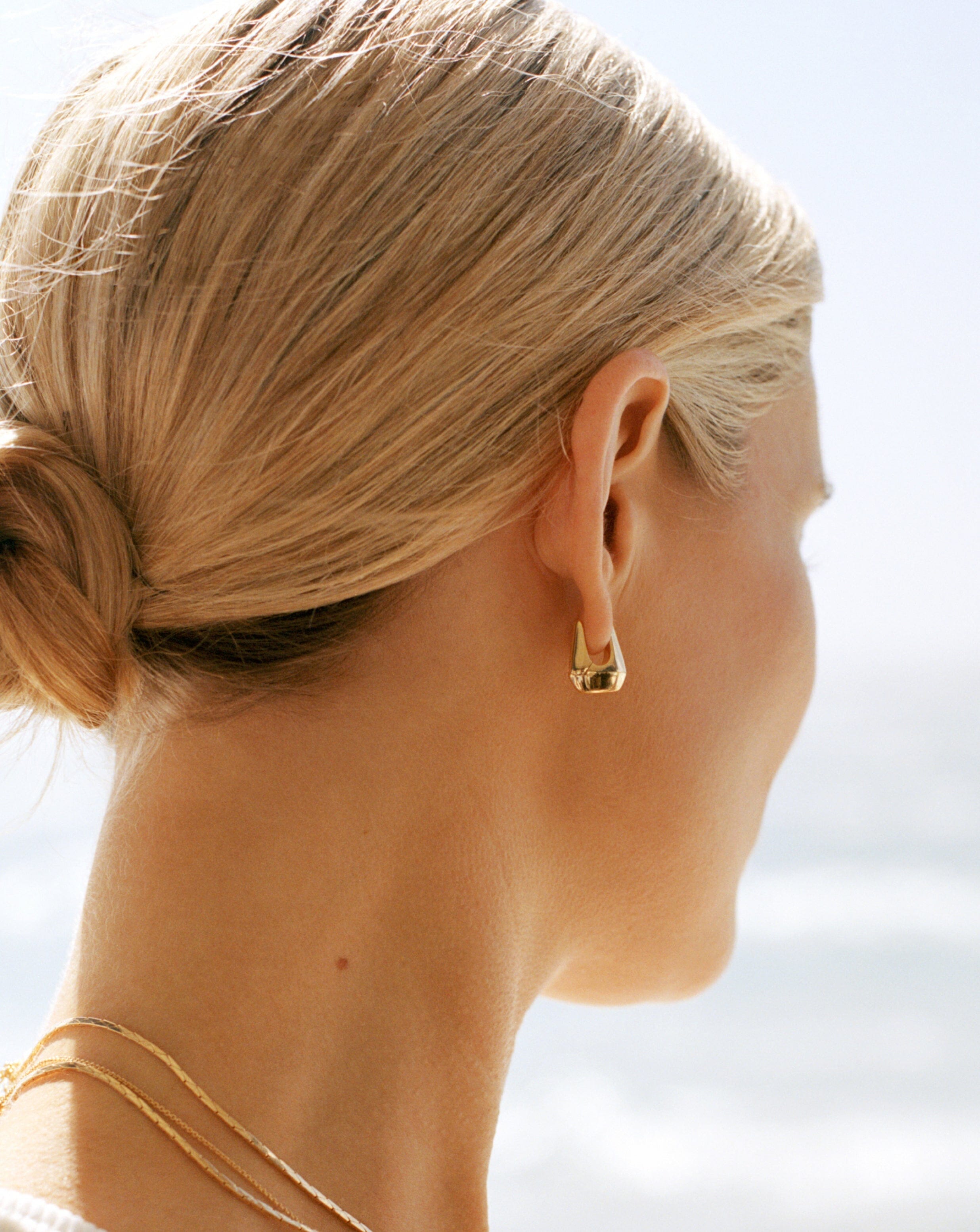 Lucy Williams Arco Small Hoop Earrings  | 18ct Gold Vermeil